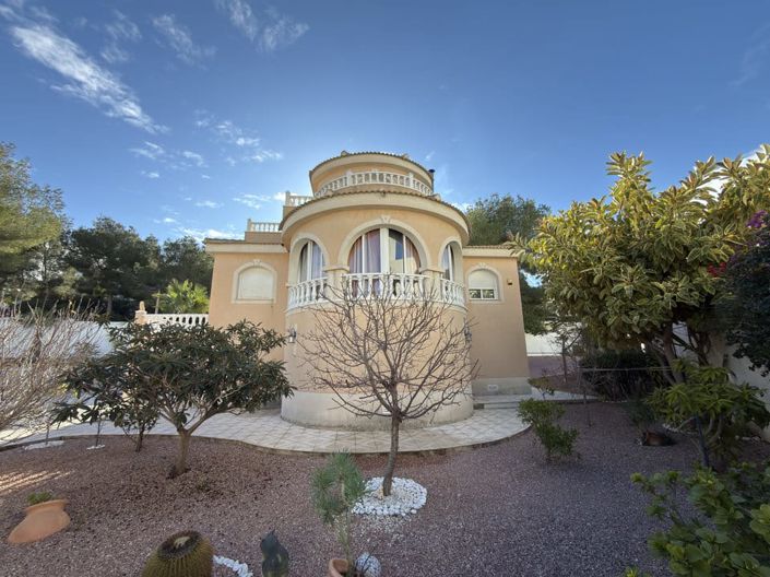 Image No.13-3 Bed Villa for sale