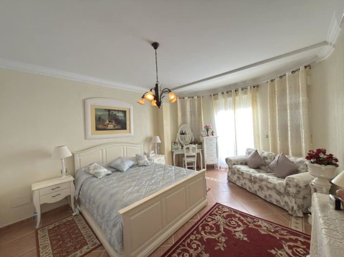 Image No.31-3 Bed Villa for sale