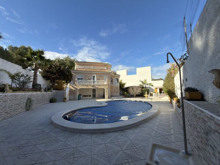 Image No.6-3 Bed Villa for sale