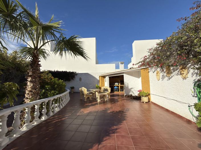 Image No.8-3 Bed Villa for sale