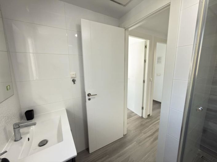 Image No.23-4 Bed Villa for sale