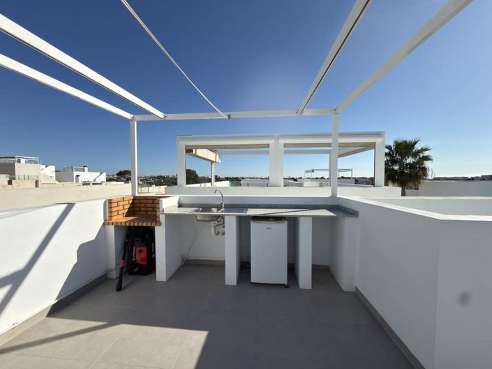 Image No.7-4 Bed Villa for sale