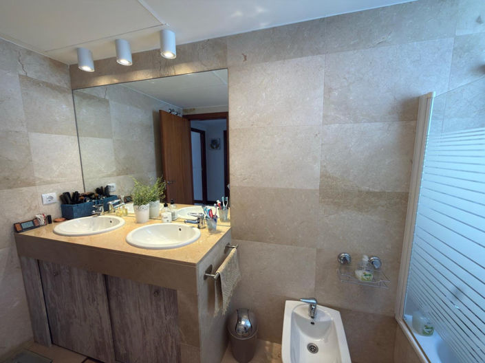 Image No.14-2 Bed Apartment for sale