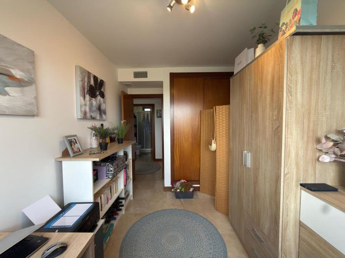 Image No.21-2 Bed Apartment for sale