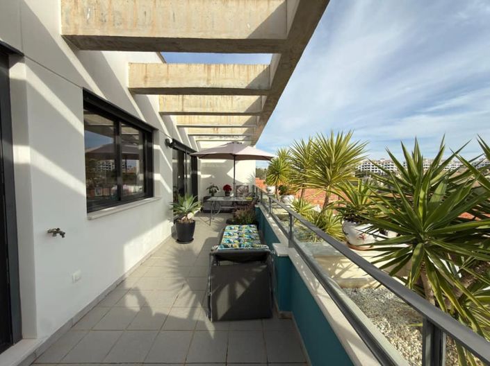 Image No.23-2 Bed Apartment for sale