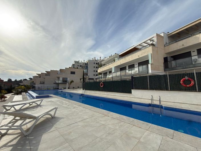 Image No.26-2 Bed Apartment for sale