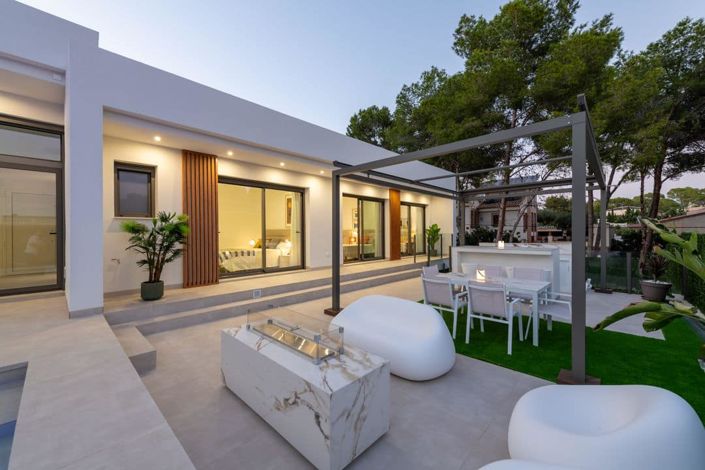 Image No.22-3 Bed Villa for sale