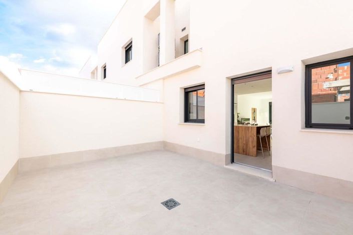 Image No.8-2 Bed Villa for sale