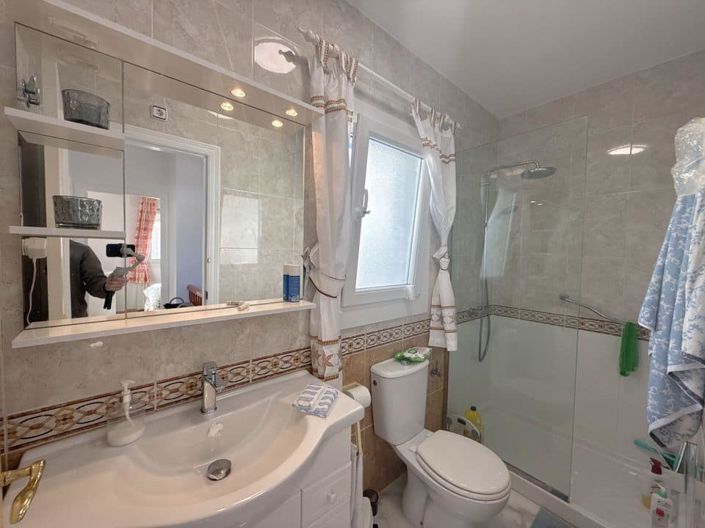 Image No.13-3 Bed Apartment for sale