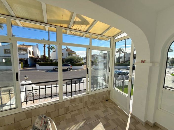 Image No.4-3 Bed Townhouse for sale