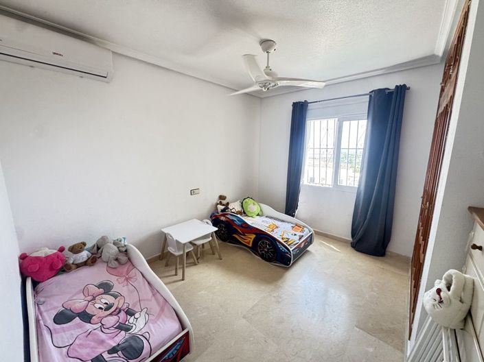 Image No.14-5 Bed Villa for sale