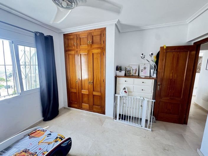 Image No.15-5 Bed Villa for sale