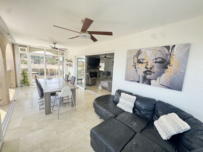 Image No.5-5 Bed Villa for sale