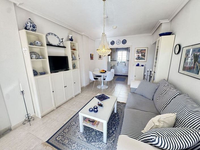 Image No.4-Appartement de 2 chambres à vendre à Los Altos