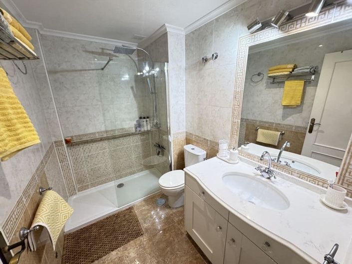 Image No.10-2 Bed Apartment for sale