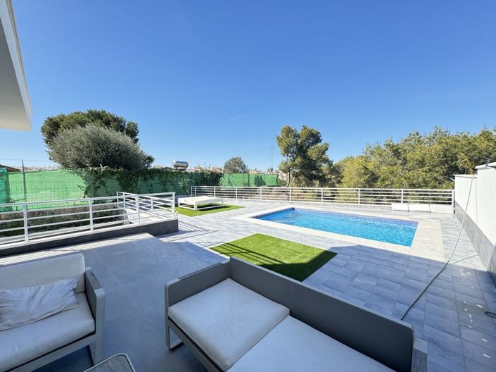 Image No.20-4 Bed Villa for sale