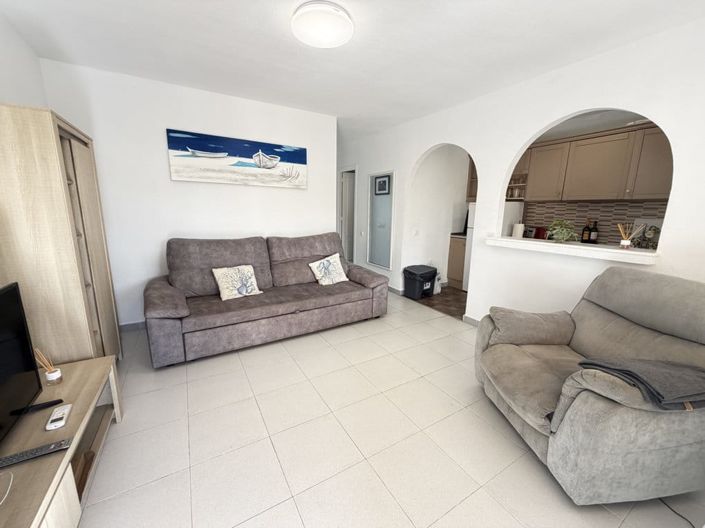 Image No.7-Apartment for sale