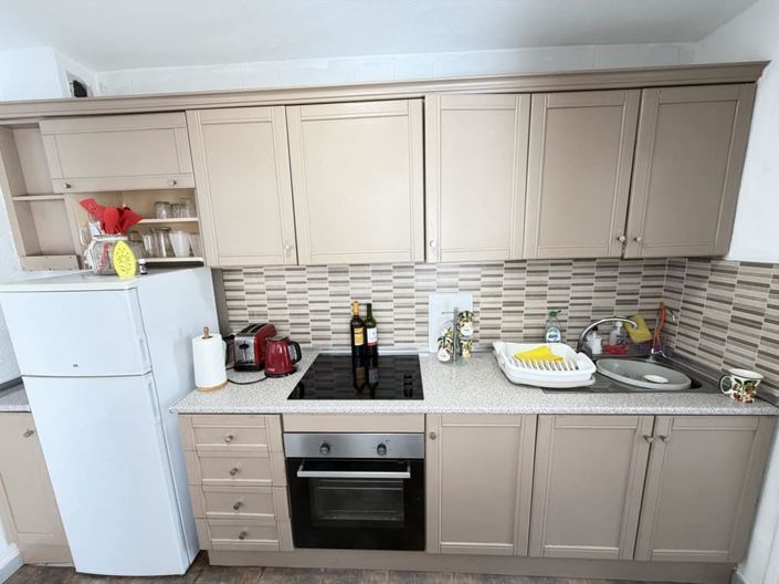 Image No.8-Apartment for sale