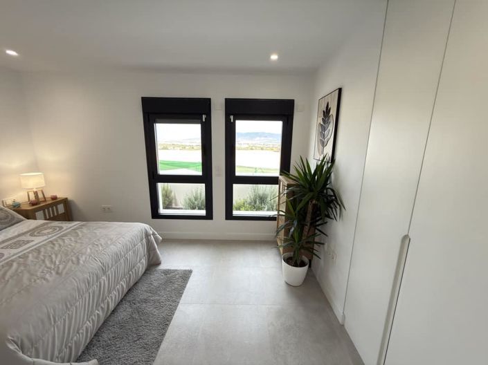 Image No.19-2 Bed Villa for sale