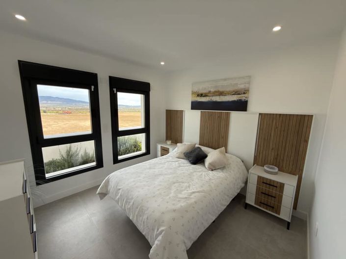 Image No.23-2 Bed Villa for sale