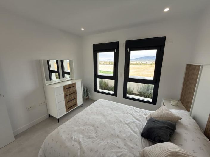 Image No.24-2 Bed Villa for sale