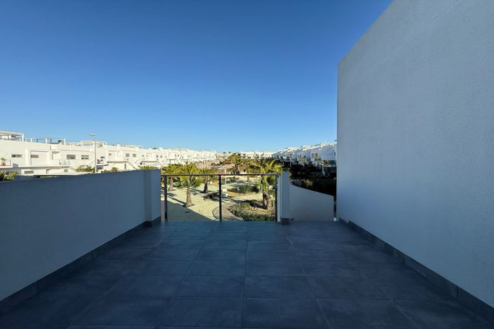 Image No.4-1 Bed Penthouse for sale