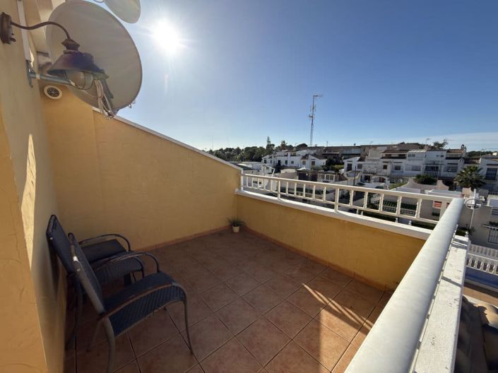 Image No.34-4 Bed Townhouse for sale