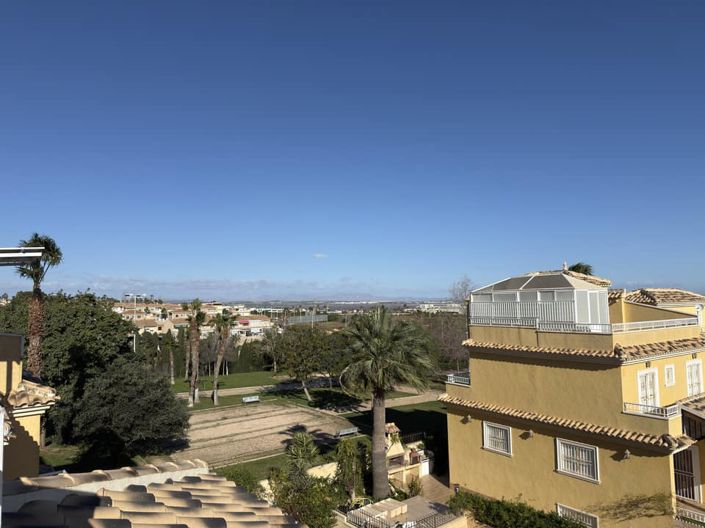 Image No.5-4 Bed Townhouse for sale