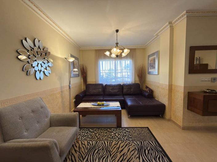 Image No.8-4 Bed Townhouse for sale