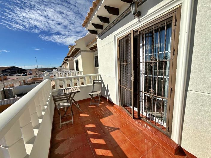 Image No.24-3 Bed Townhouse for sale