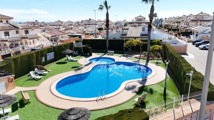 Image No.4-3 Bed Townhouse for sale