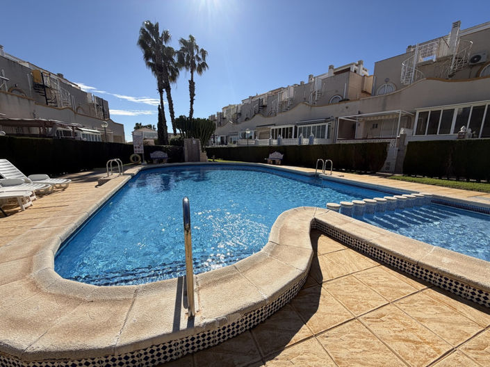 Image No.23-2 Bed Townhouse for sale