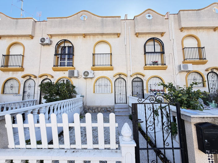 Image No.4-2 Bed Townhouse for sale