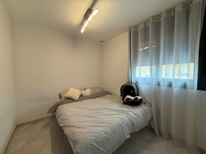 Image No.11-3 Bed Apartment for sale