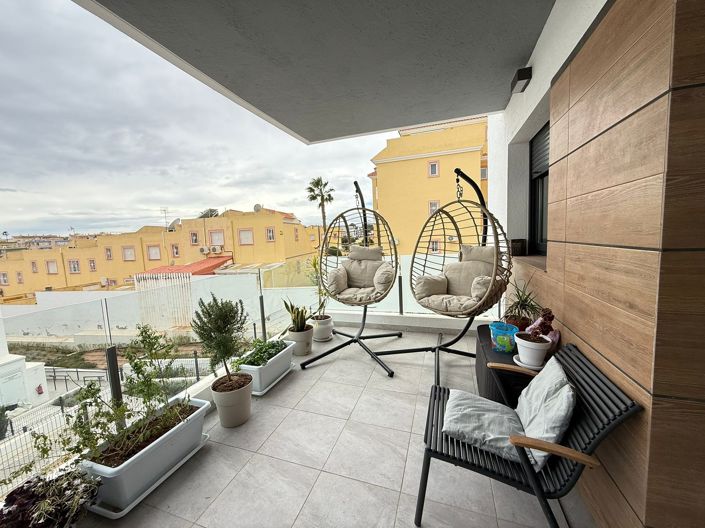 Image No.3-Appartement de 3 chambres à vendre à Villamartin