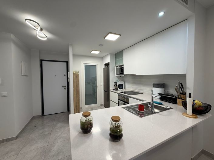 Image No.7-3 Bed Apartment for sale
