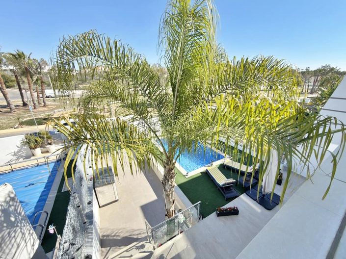 Image No.28-3 Bed Villa for sale