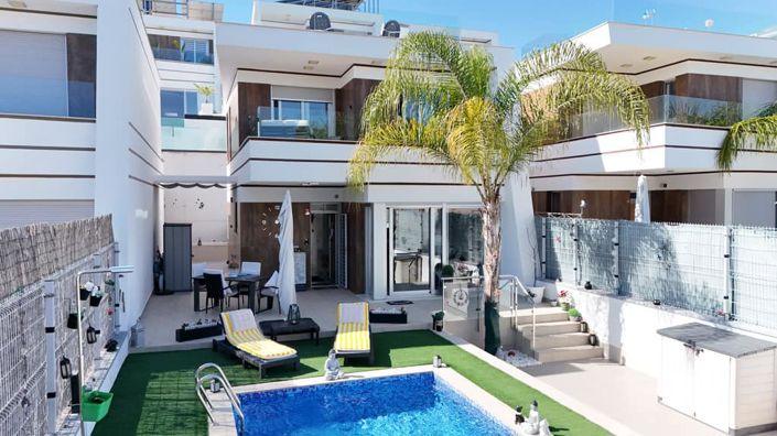 Image No.4-3 Bed Villa for sale