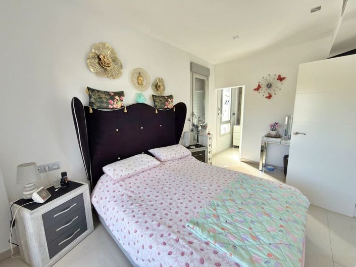 Image No.32-3 Bed Villa for sale