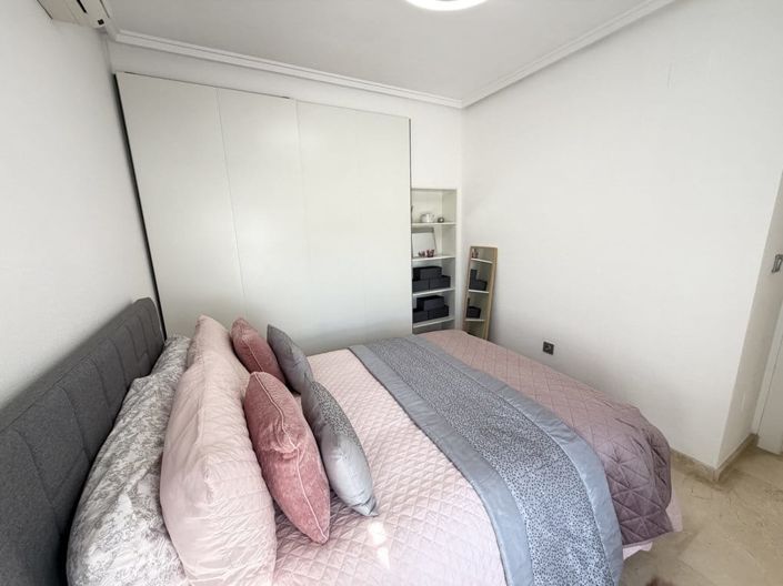 Image No.18-3 Bed Villa for sale