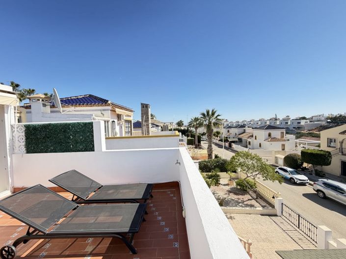 Image No.22-3 Bed Villa for sale