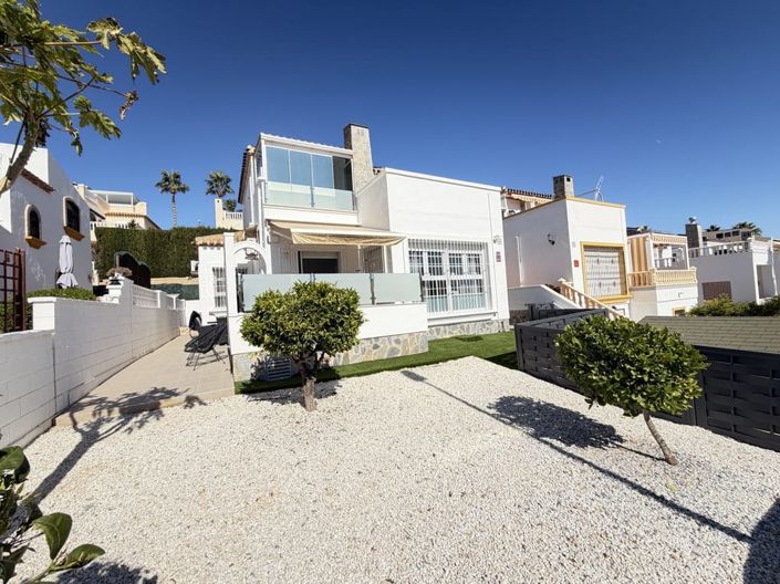 Image No.33-3 Bed Villa for sale