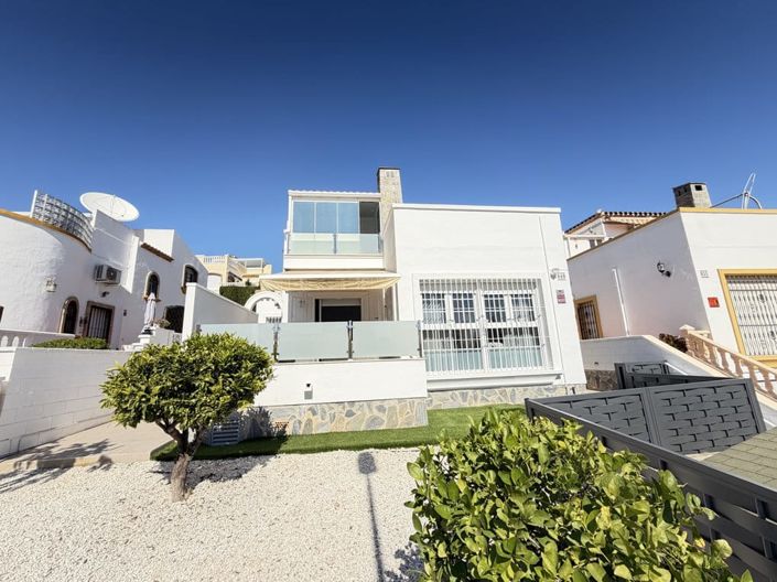 Image No.36-3 Bed Villa for sale