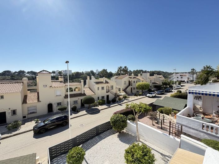 Image No.6-3 Bed Villa for sale