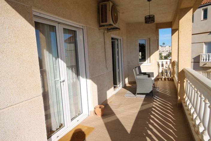 Image No.26-3 Bed Villa for sale