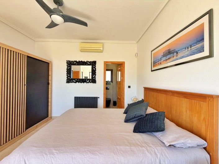 Image No.33-4 Bed Villa for sale