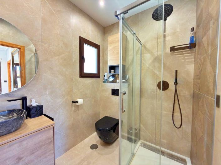 Image No.44-4 Bed Villa for sale