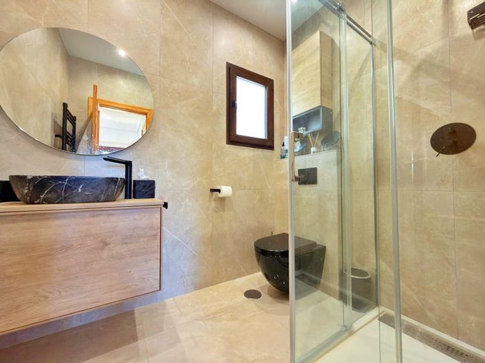 Image No.45-4 Bed Villa for sale