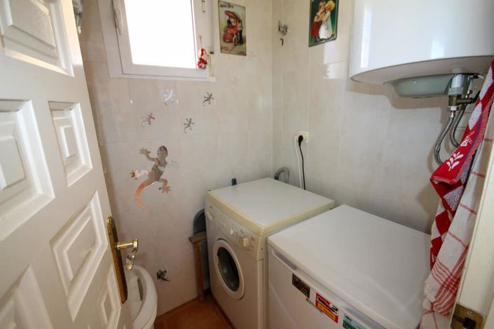 Image No.14-4 Bed Villa for sale