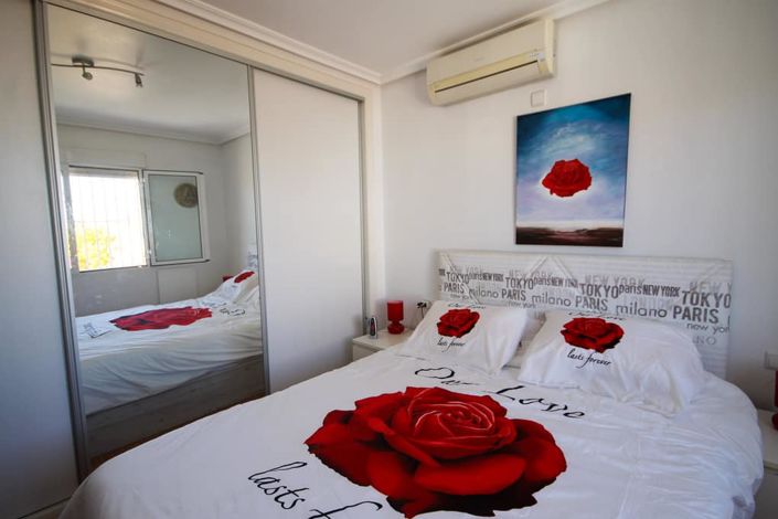 Image No.24-4 Bed Villa for sale